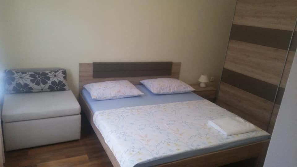 Apartment Dukic Sveti Filip i Jakov Extérieur photo