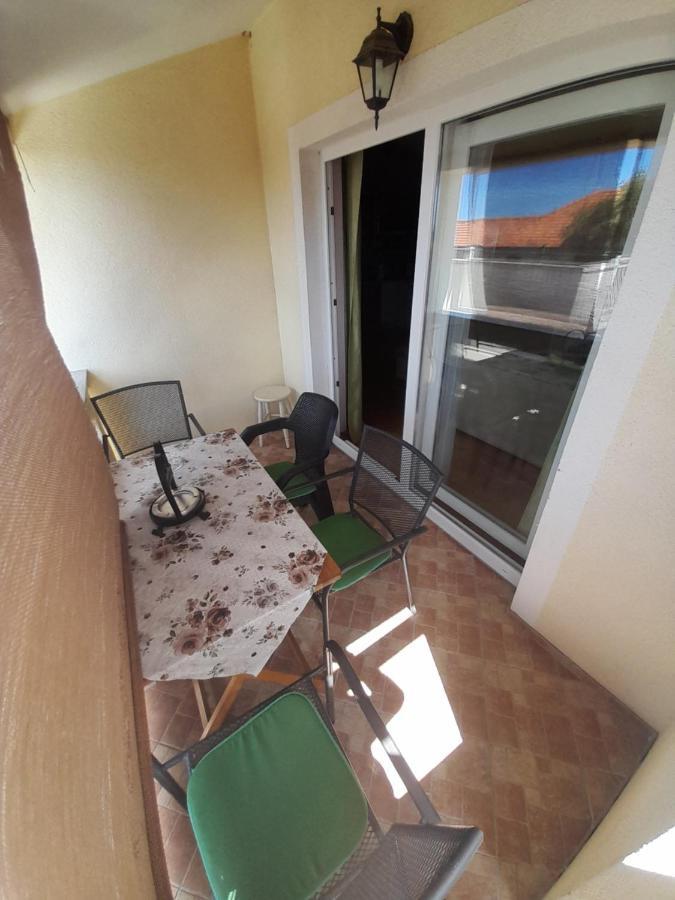 Apartment Dukic Sveti Filip i Jakov Extérieur photo